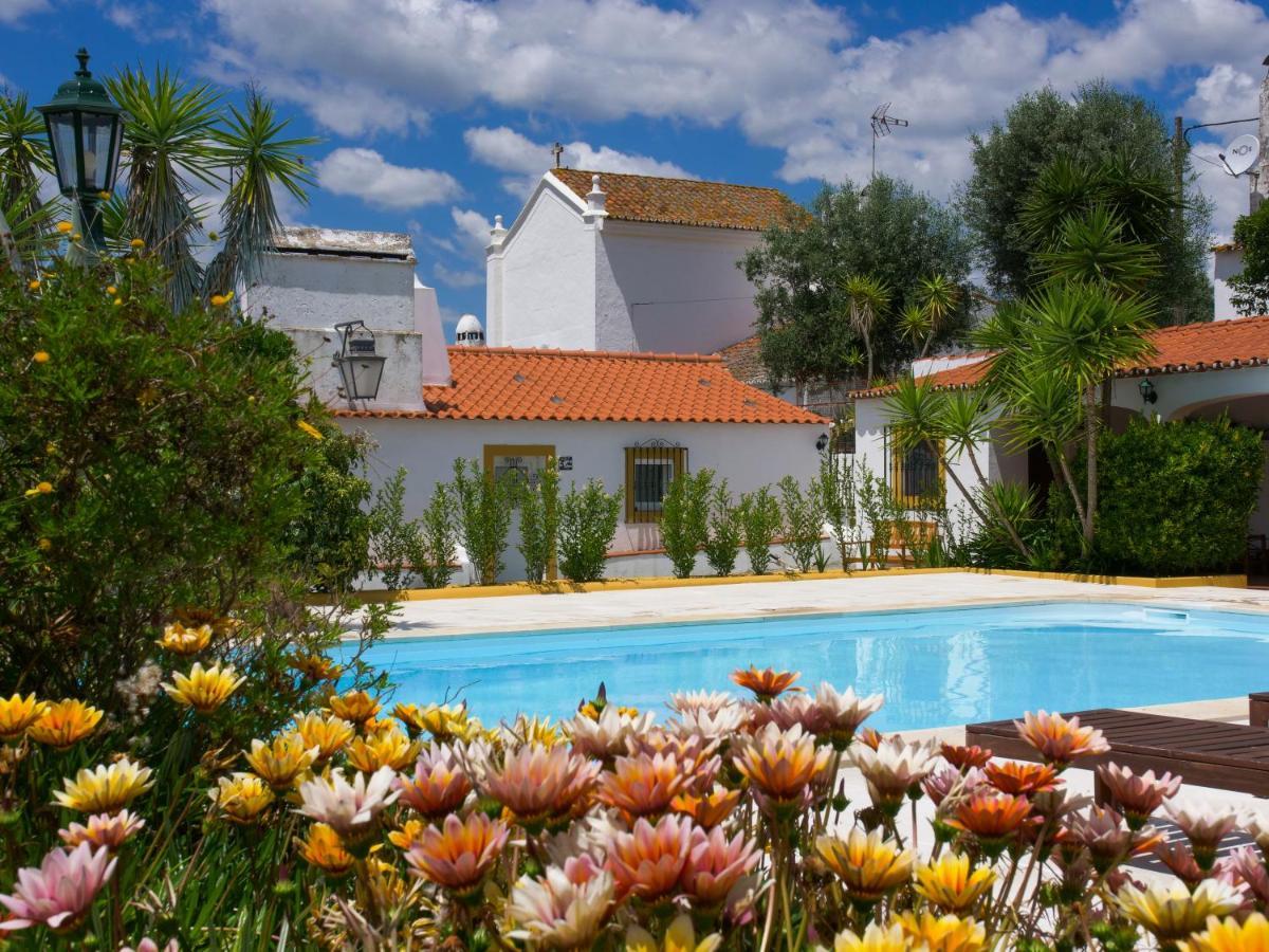 Casas De Santa Rita Villa เอโวราโมนต์ ภายนอก รูปภาพ